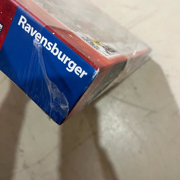 Ravensburger Festive Village Puzzle - Red and Green - Picture 4 of 5